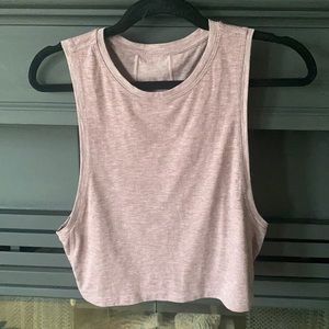 Lululemon crop top